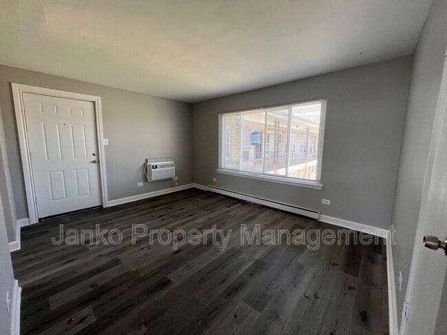 Foto del edificio - 2113 W 119th St