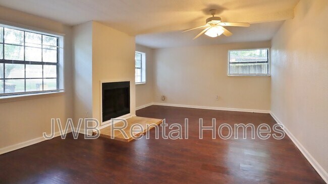 Building Photo - 2529 March Hare Ln