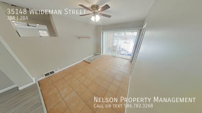 Building Photo - 35148 Weideman St