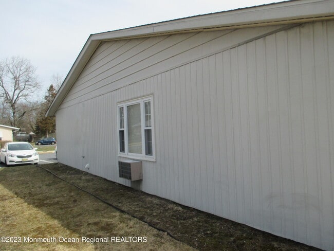 Building Photo - 479A Dartmoor Ct