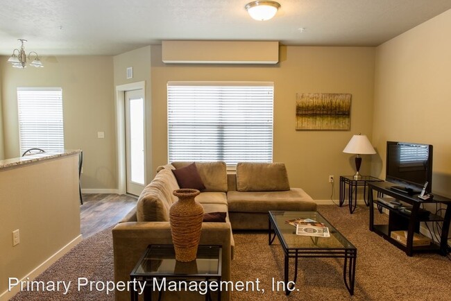 Building Photo - 1461 S Goldking Way