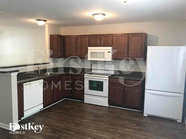 Foto del edificio - 232 Morning Dew Dr