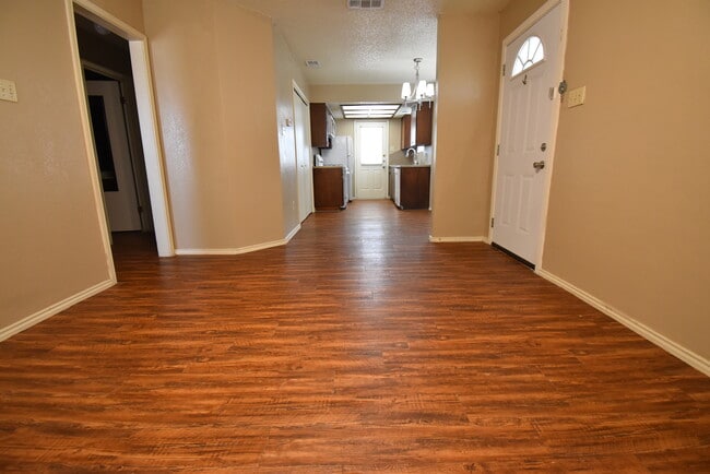 Building Photo - Four Plex