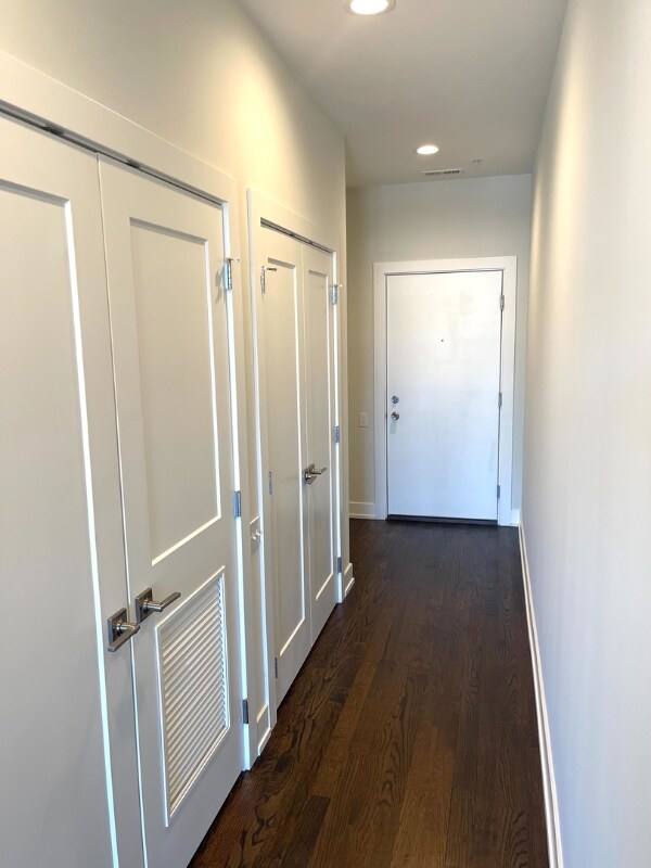 Foto del edificio - 5055 S Dorchester Ave