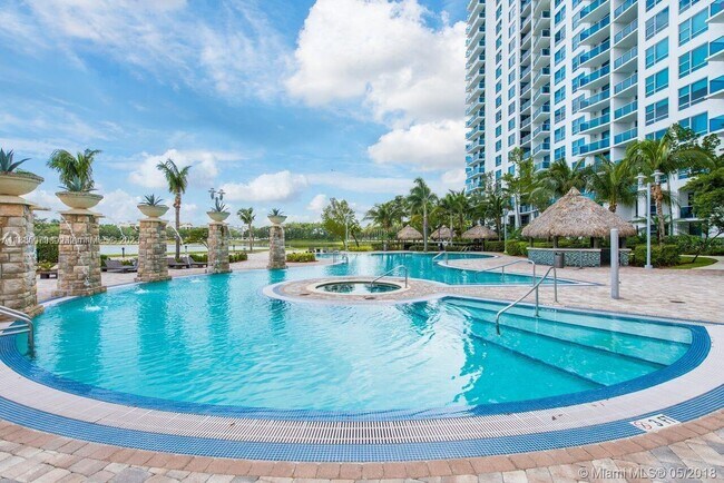 Foto del edificio - 2681 N Flamingo Rd