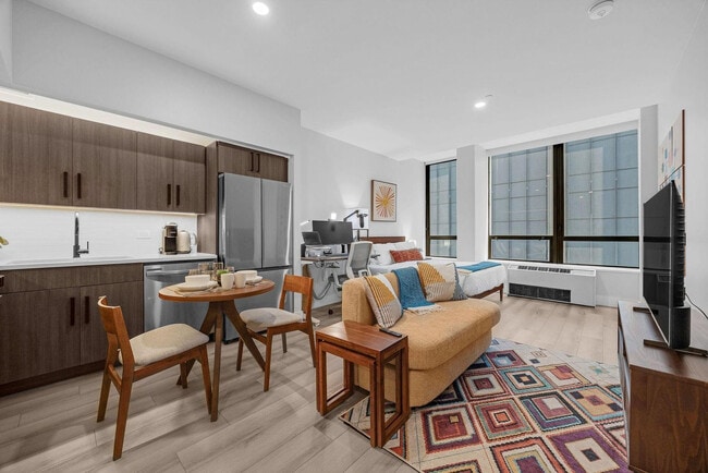 Building Photo - 95 Wall St