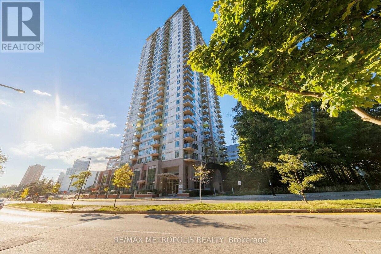 Photo principale - 190-190 Borough Dr