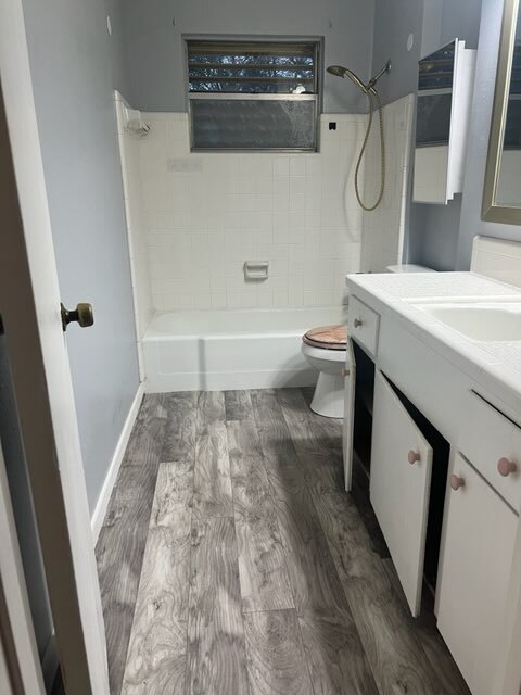 Foto del edificio - 3226 Virginia St