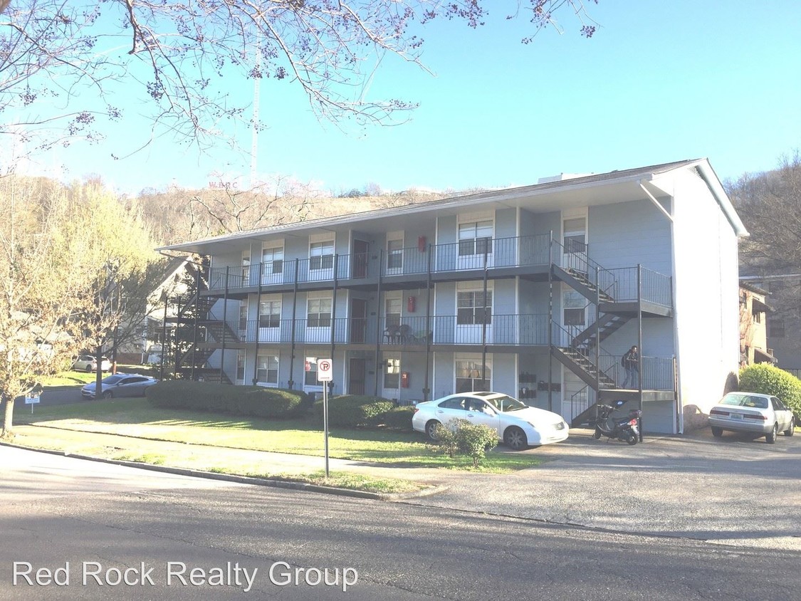 Primary Photo - 1337 15th Ave S