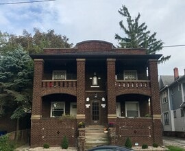 Building Photo - 1285 W 114th St