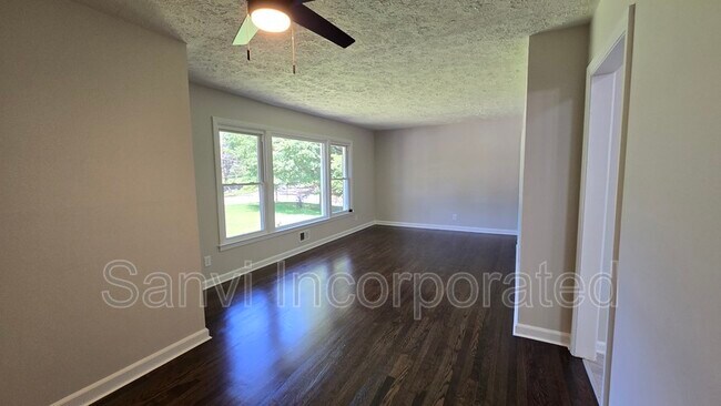 Foto del edificio - 3081 Glendale Ct