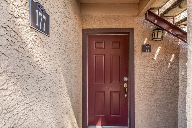Building Photo - 9325 W Desert Inn Rd