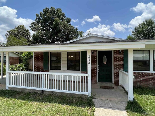 Foto del edificio - 6521 College Dr