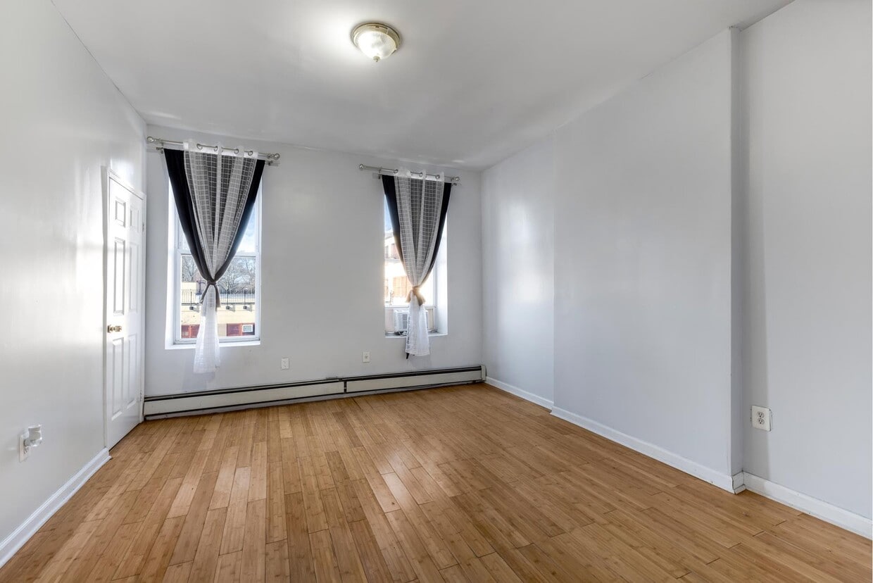 65 Ralph Ave Unit 3, Brooklyn, NY 11221 Apartment for Rent in