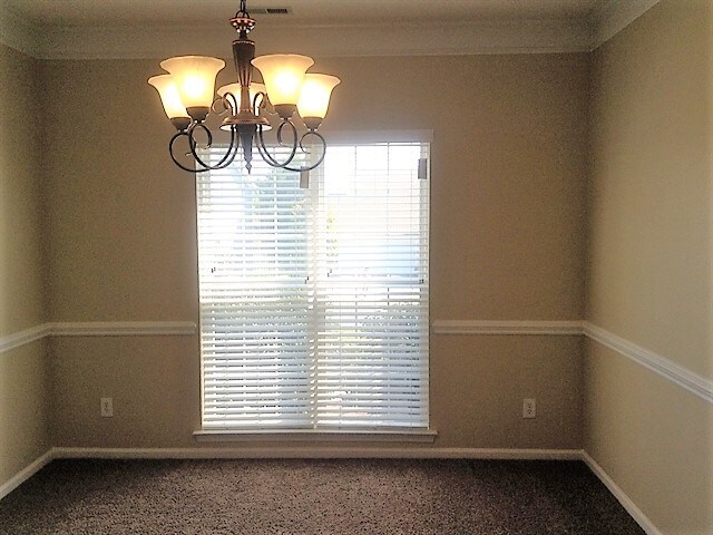 Foto del edificio - 6541 Derby Ln NW