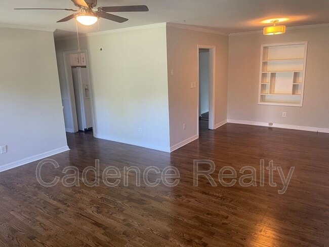 Building Photo - 224 Wood Dale Dr