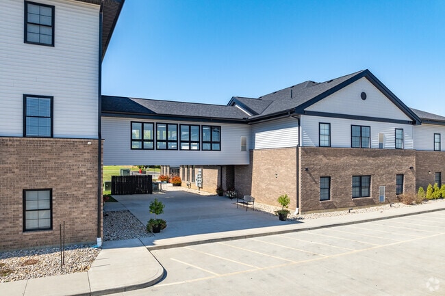 Building Photo - 43 at New Albany