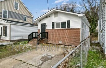Building Photo - 1239 24th St