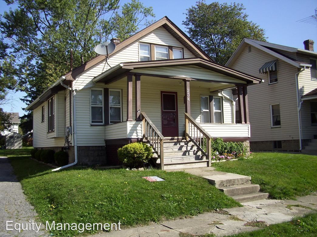 2 br, 1 bath House 234 E. Howard St. House Rental in Girard, OH