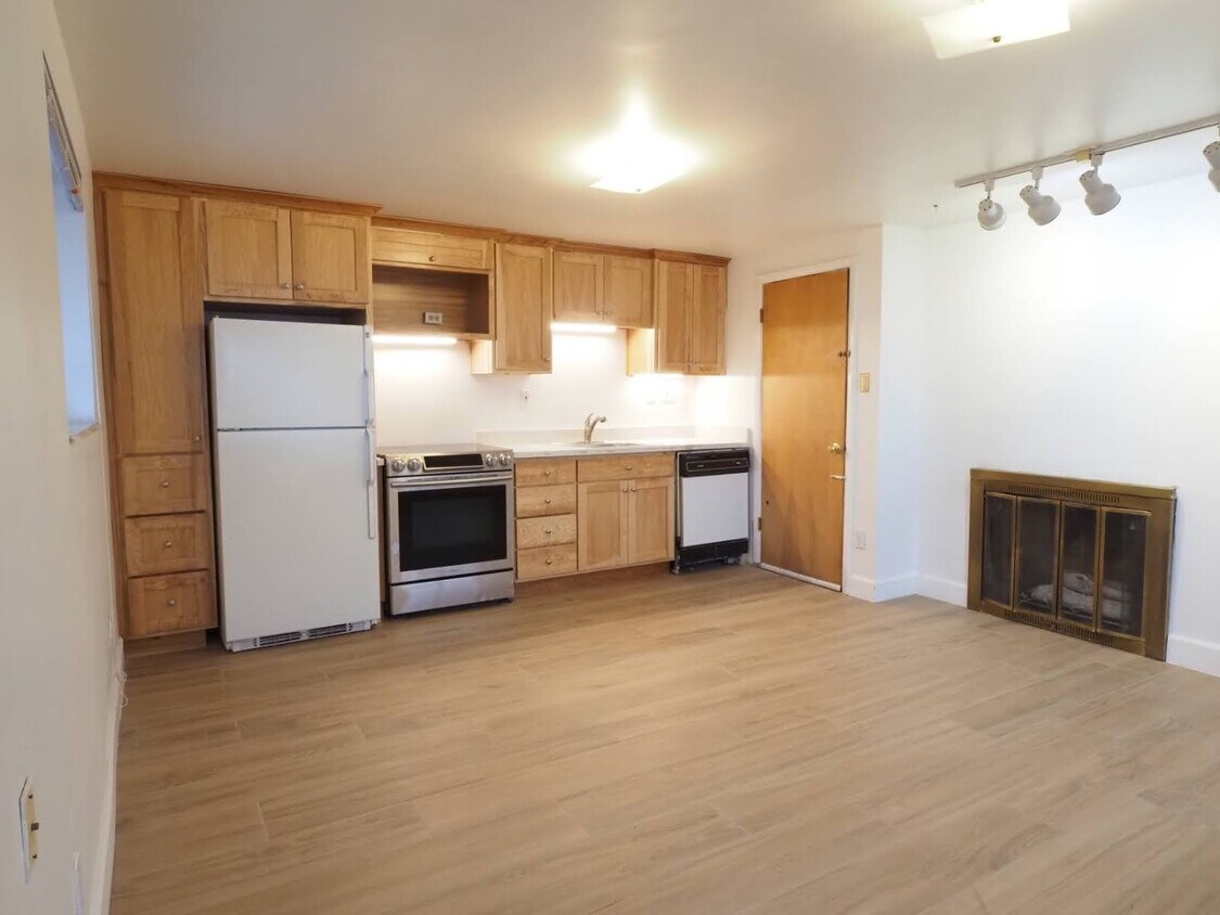 Foto principal - 632 E 13th Ave
