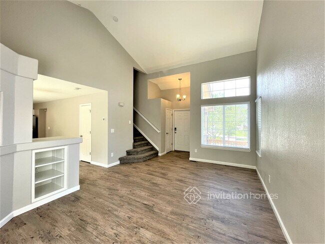 Foto del edificio - 5095 Weaver Dr