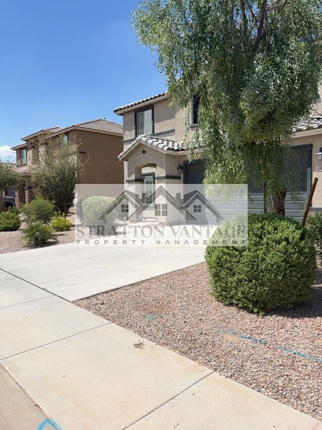 Building Photo - 43620 W Mescal Dr