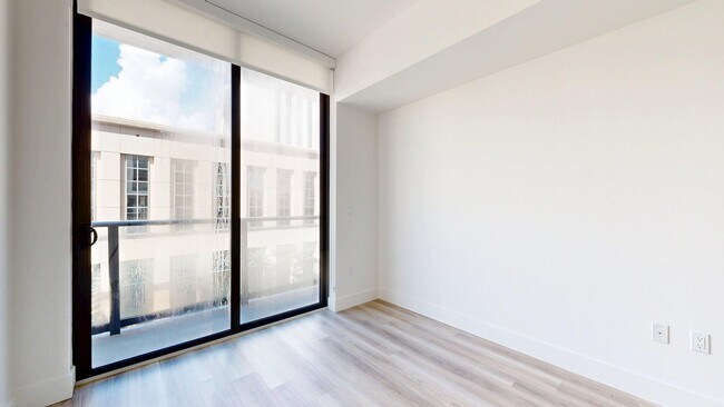 Interior Photo - Griffis West Palm