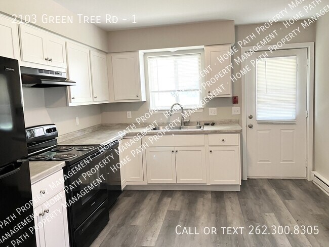 Foto del edificio - 2103 Green Tree Rd