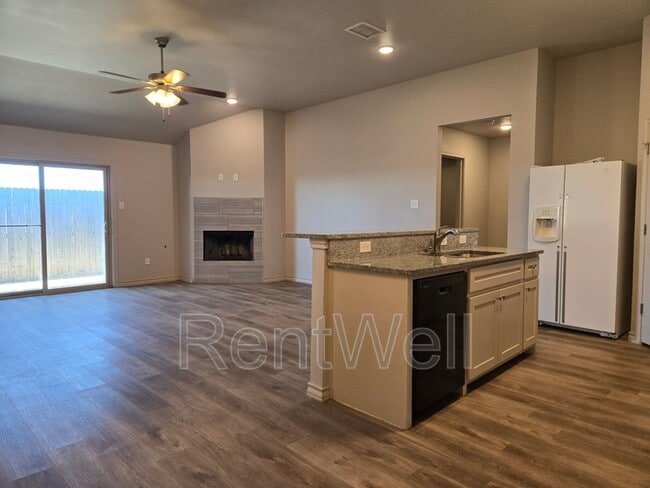 Foto del edificio - 17820 Private Rd 2160