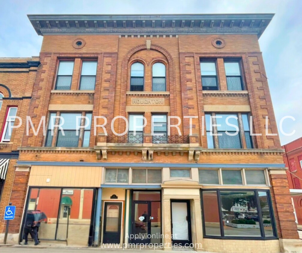 Foto principal - Red Oak Apartments