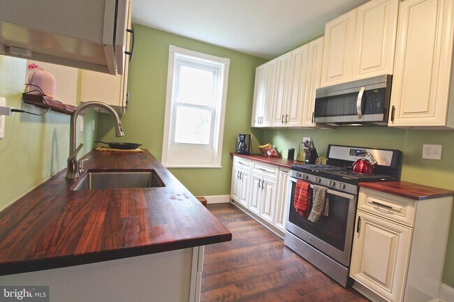 Foto del edificio - 313 Washington St