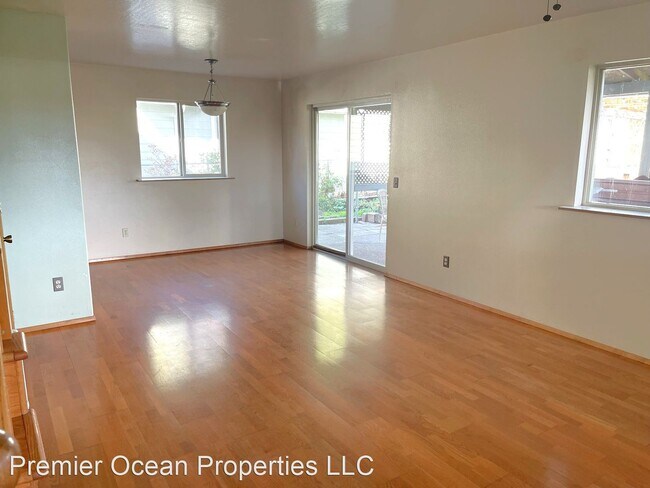 Building Photo - 4 br, 2 bath House - 17305 Blueberry Dr.