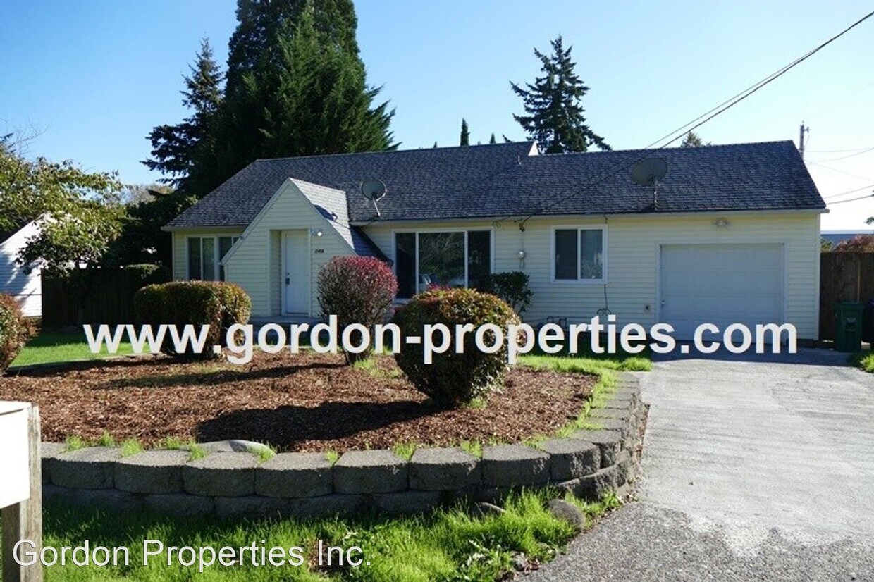 Primary Photo - 3 br, 1.5 bath House - 12418 SE Sherman St