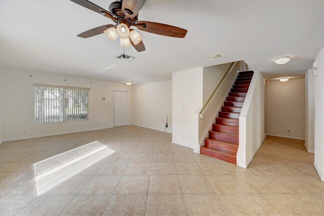 Foto del edificio - 5639 SE Graham Dr
