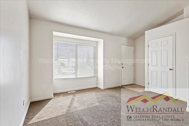 Foto del edificio - 1213 N Orchard Ave