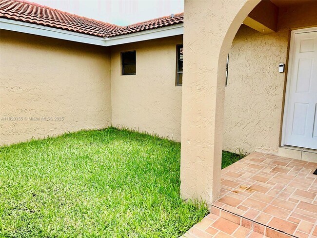 Foto del edificio - 13365 SW 1st Terrace