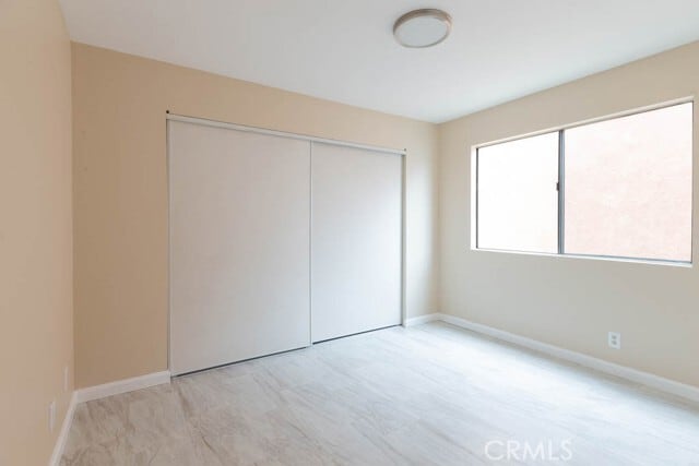 Building Photo - 426 E Hullett St
