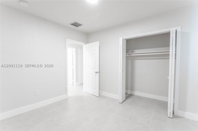 Building Photo - 10825 SW 221st St Rd