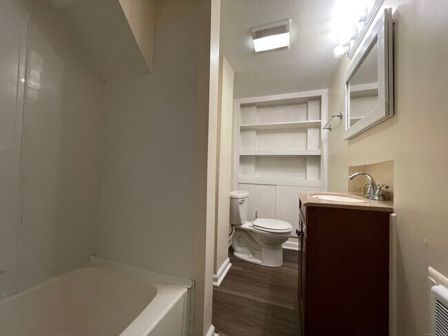 Building Photo - 88 Dunne Ave