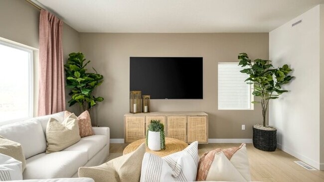 Foto del edificio - 1545 Bravo Dr