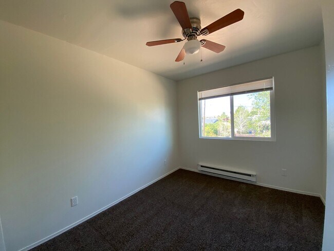 Building Photo - 3232 N Tani Rd