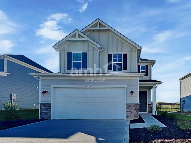 Building Photo - 9133 Henley Ave