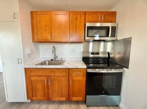 Building Photo - 357 Hilu Pl