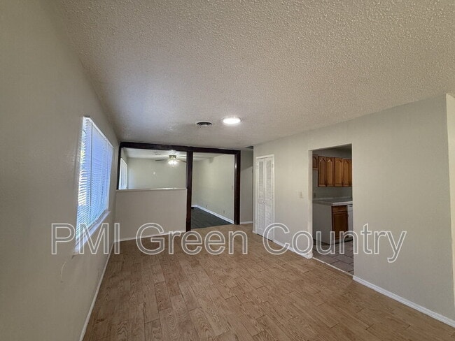 Foto del edificio - 3741 N Garrison Ave