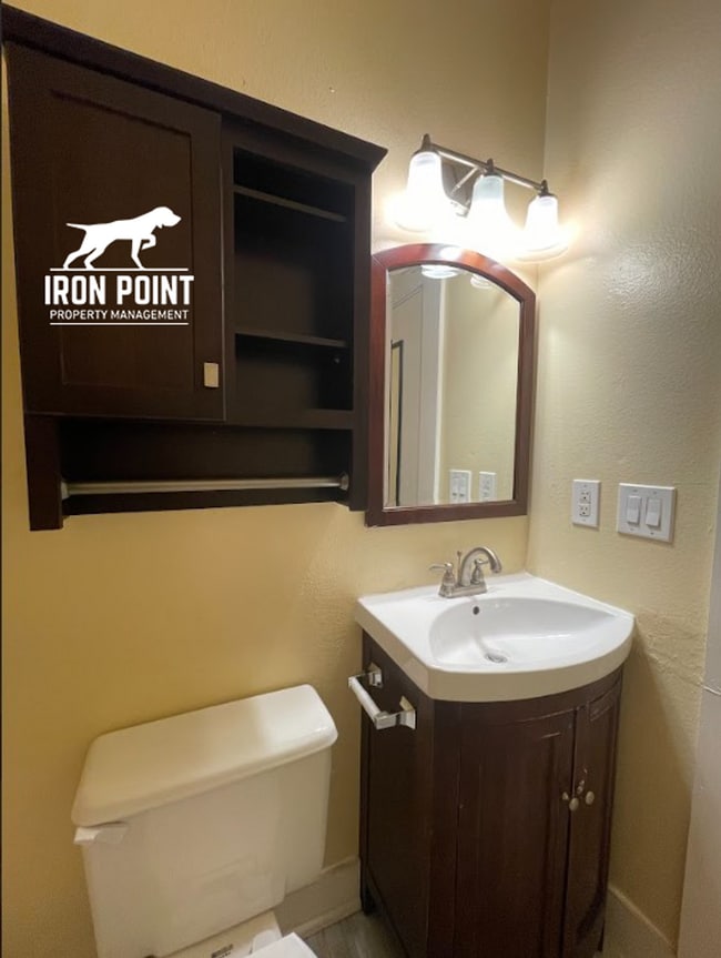 Building Photo - North End 1bed/1bath-Walking Distance to D...