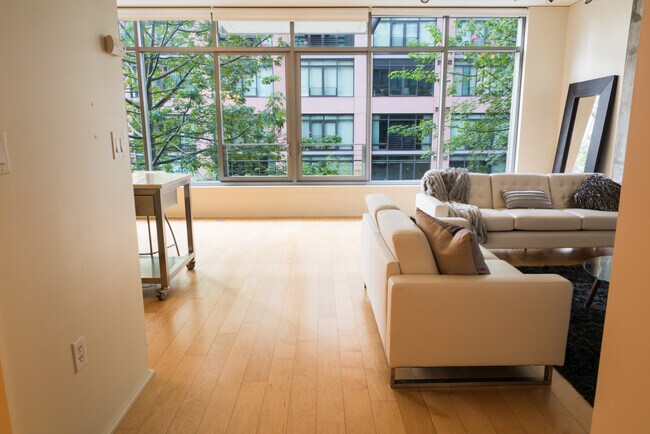 Foto del edificio - 1100 S Hope St