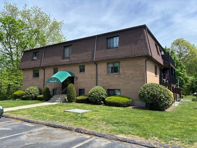 Building Photo - 2 Karena Dr