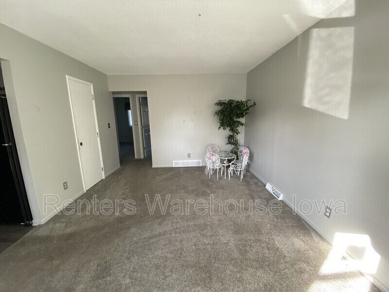 Foto principal - 3312 SE 5th St