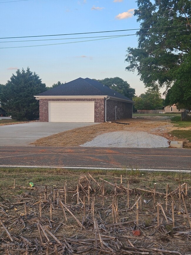 Building Photo - 20574 Johnson Rd