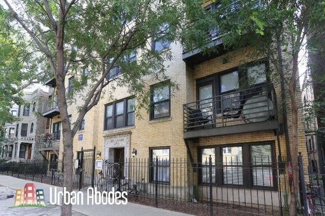 Building Photo - 911 W Dakin St